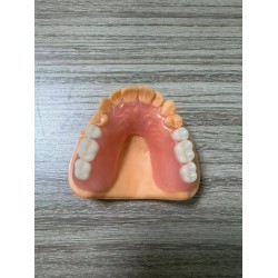 深圳假牙种植牙义齿加工厂家